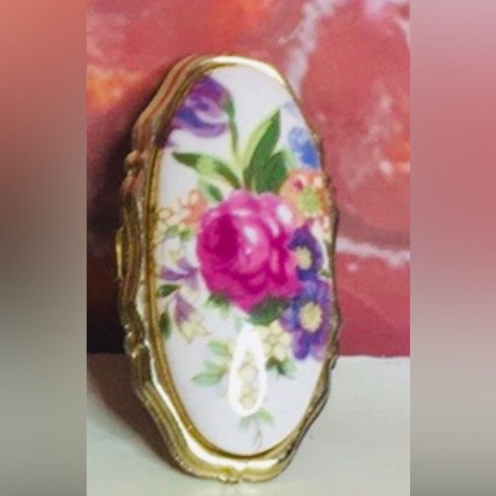 Vintage MCM Made in Japan Porcelain Lipstick Holders - Picture 4 of 8